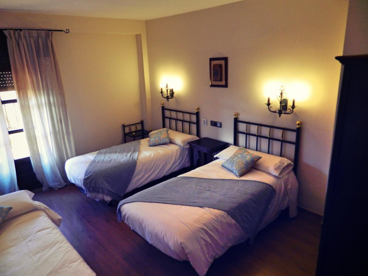 Posada De Gaspar Rabanal del Camino Ngoại thất bức ảnh